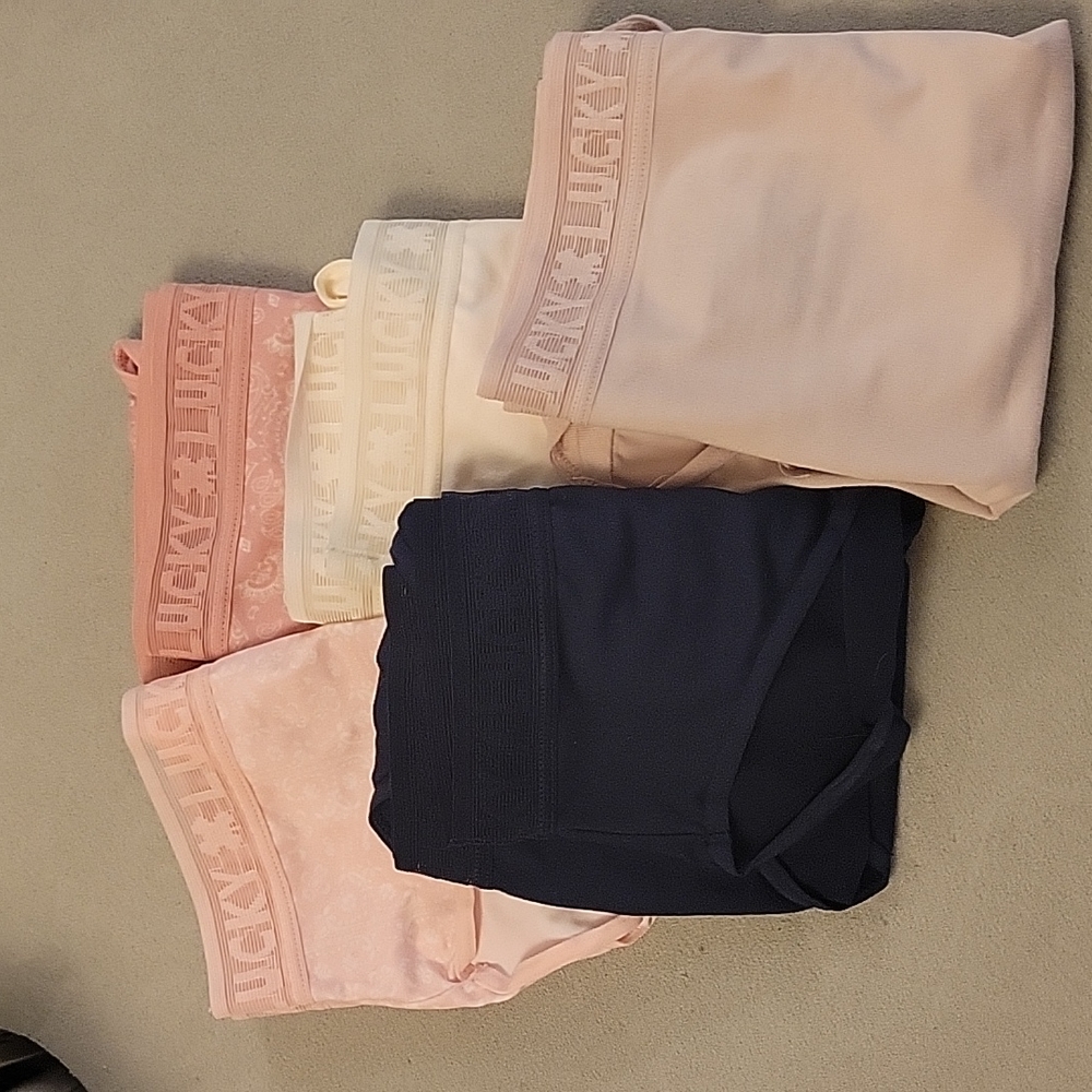 *BN* Lucky woman's underwear